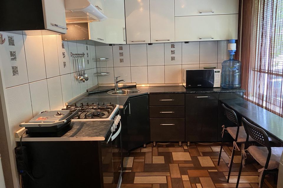 Сдаётся 2-комнатная квартира, 53 м²