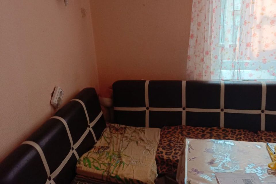 Сдаётся 1-комнатная квартира, 37 м²