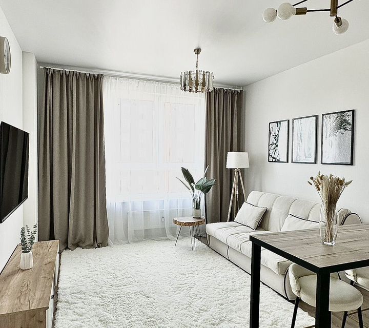 Сдаётся 1-комнатная квартира, 51 м²