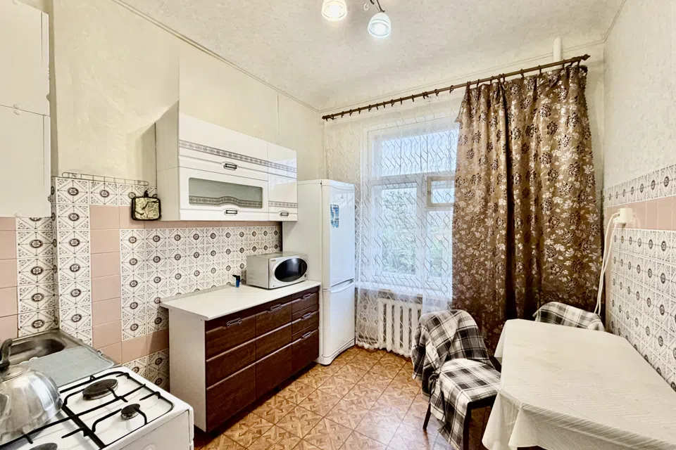 Сдаётся 2-комнатная квартира, 58 м²