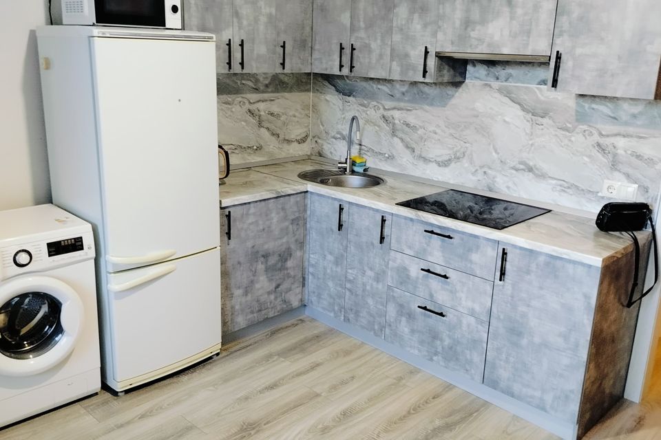 Сдаётся 1-комнатная квартира, 40 м²