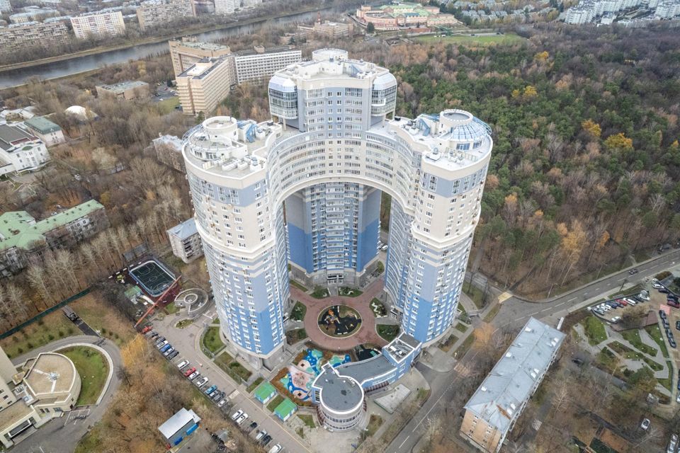 Сдаётся машиноместо, 13 м²