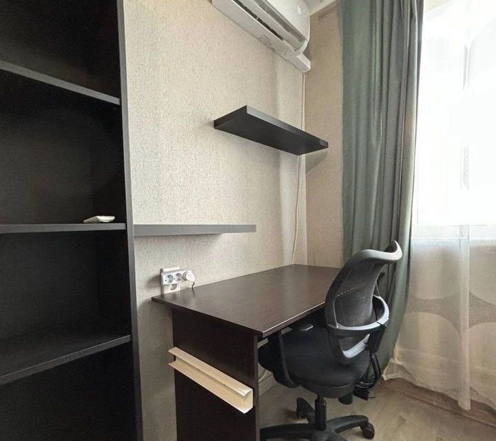 Сдаётся 1-комнатная квартира, 38 м²