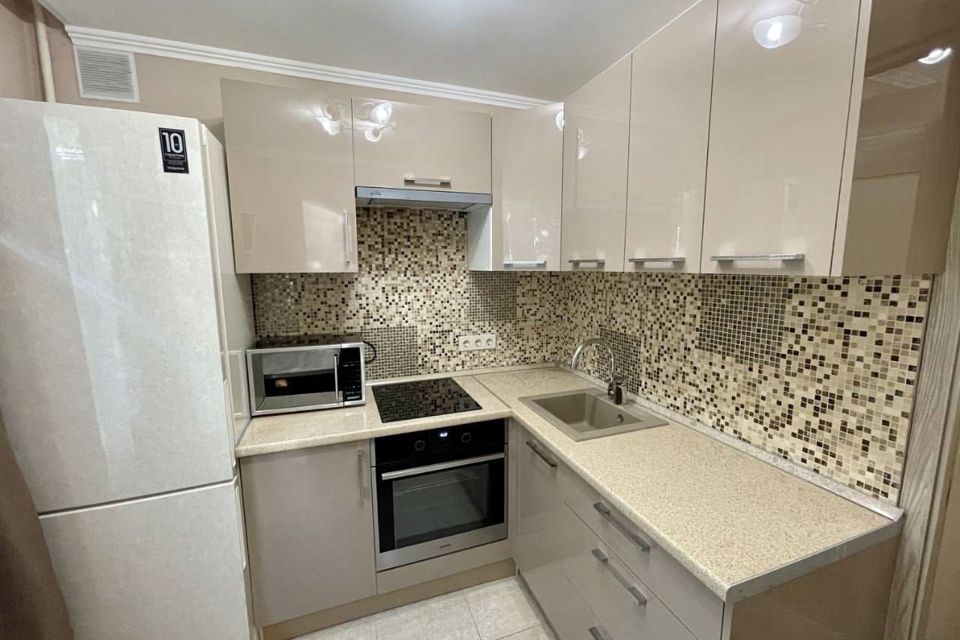Сдаётся 1-комнатная квартира, 37 м²