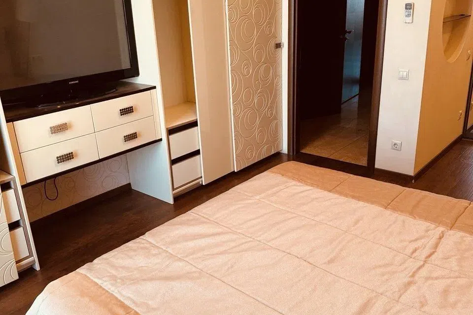 Сдаётся 3-комнатная квартира, 120 м²