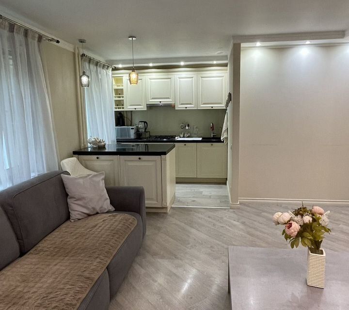 Сдаётся 1-комнатная квартира, 45 м²
