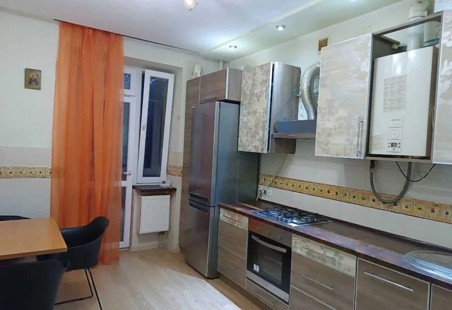Сдаётся 1-комнатная квартира, 37 м²