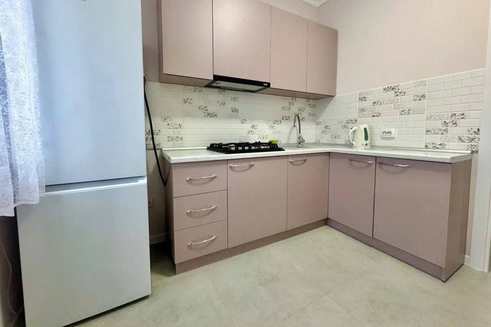 Сдаётся 1-комнатная квартира, 35 м²