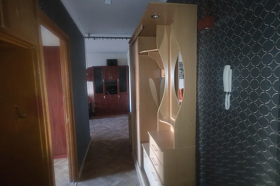 Сдаётся 3-комнатная квартира, 60.5 м²