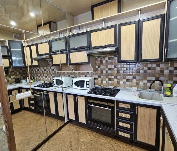 Сдаётся 1-этажный дом, 100 м²