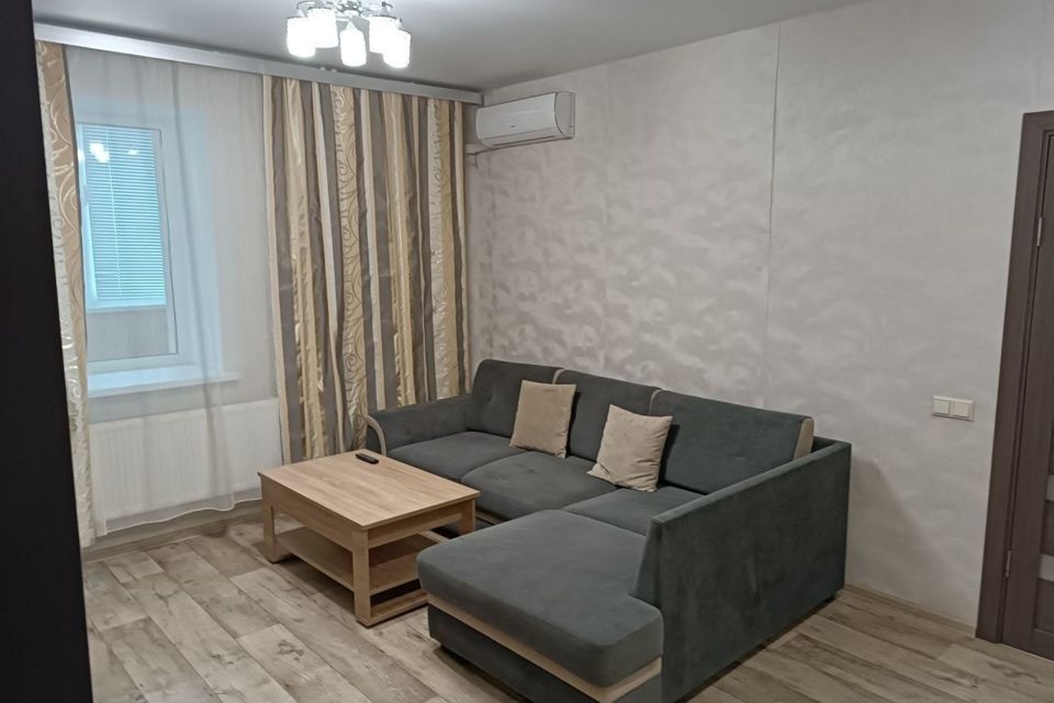 Сдаётся 2-комнатная квартира, 63.2 м²