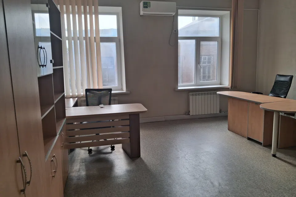 Сдаётся офис, 260 м²