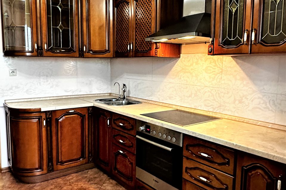 Сдаётся 2-комнатная квартира, 63.5 м²