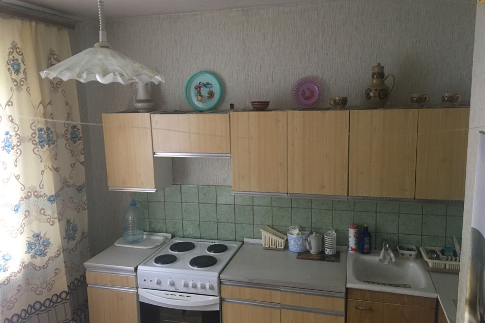 Сдаётся 2-комнатная квартира, 58 м²