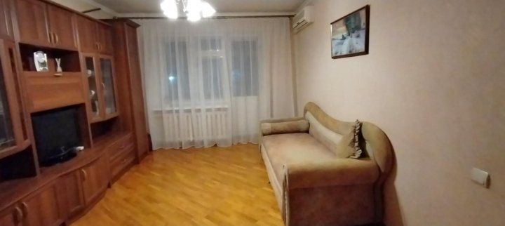 Сдаётся 1-комнатная квартира, 38 м²