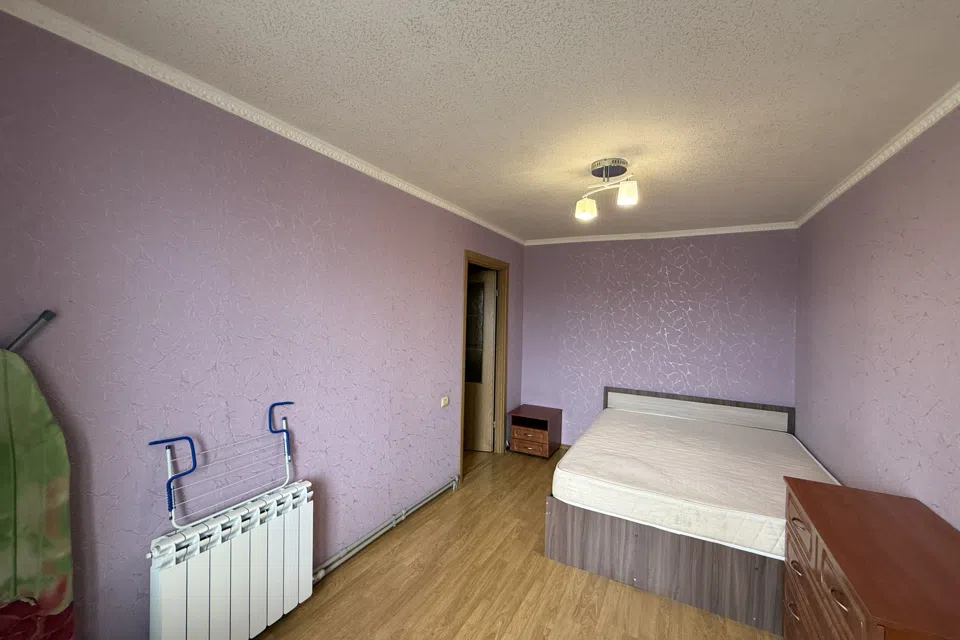Сдаётся 2-комнатная квартира, 56 м²