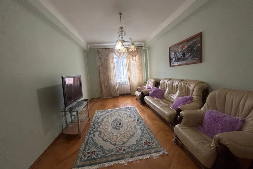Сдаётся 3-комнатная квартира, 79 м²