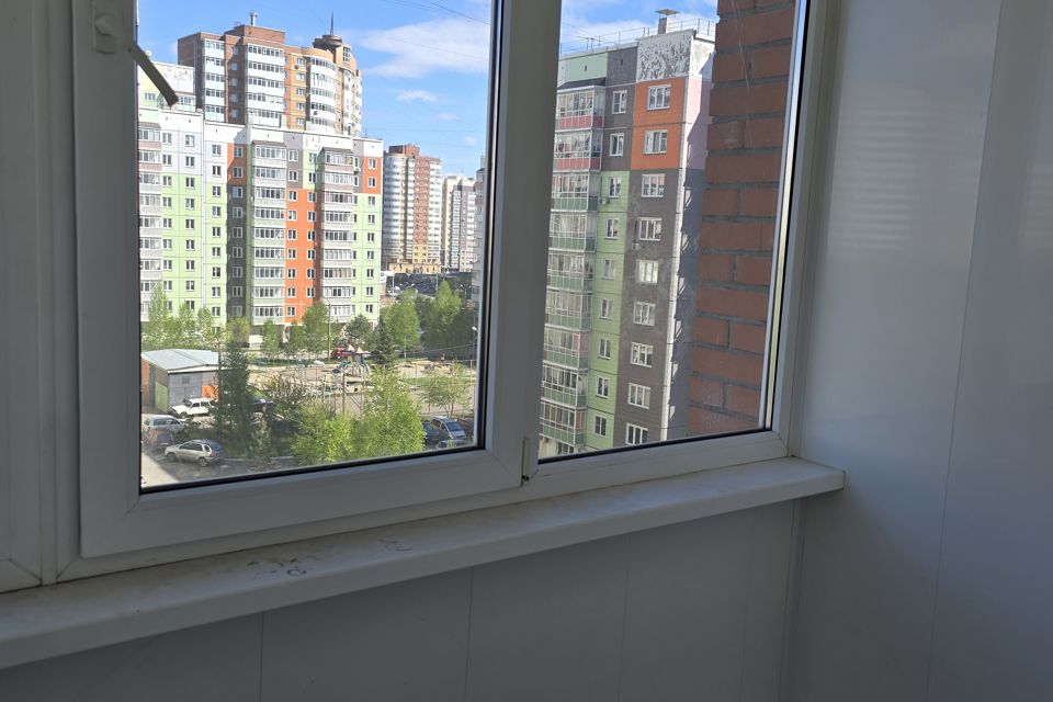 Сдаётся 2-комнатная квартира, 64 м²