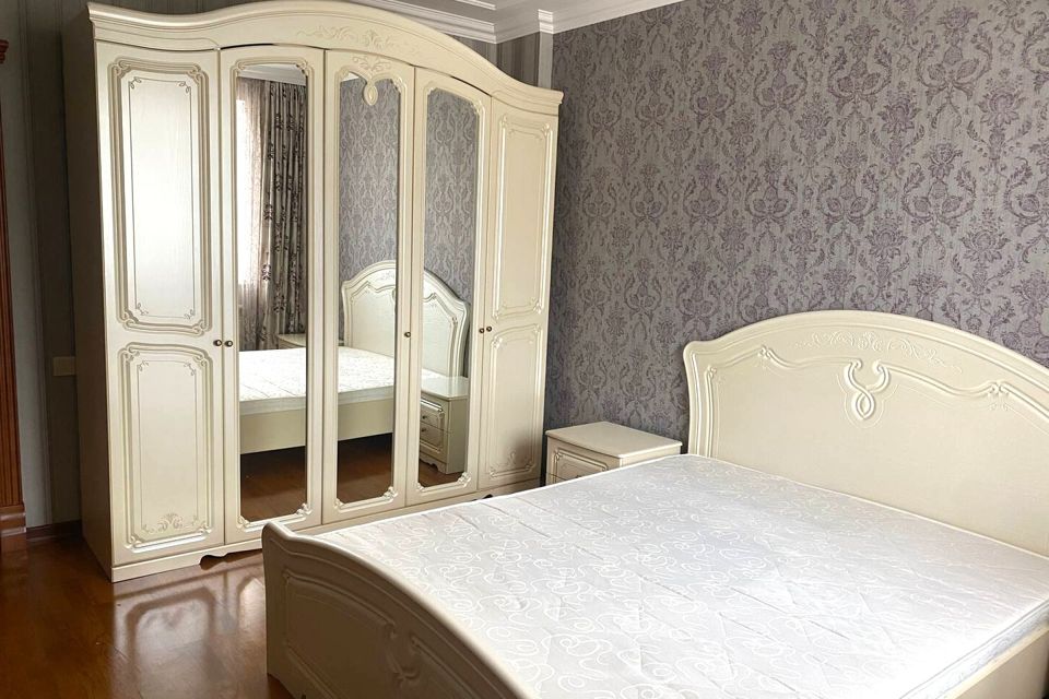 Сдаётся 2-комнатная квартира, 55 м²