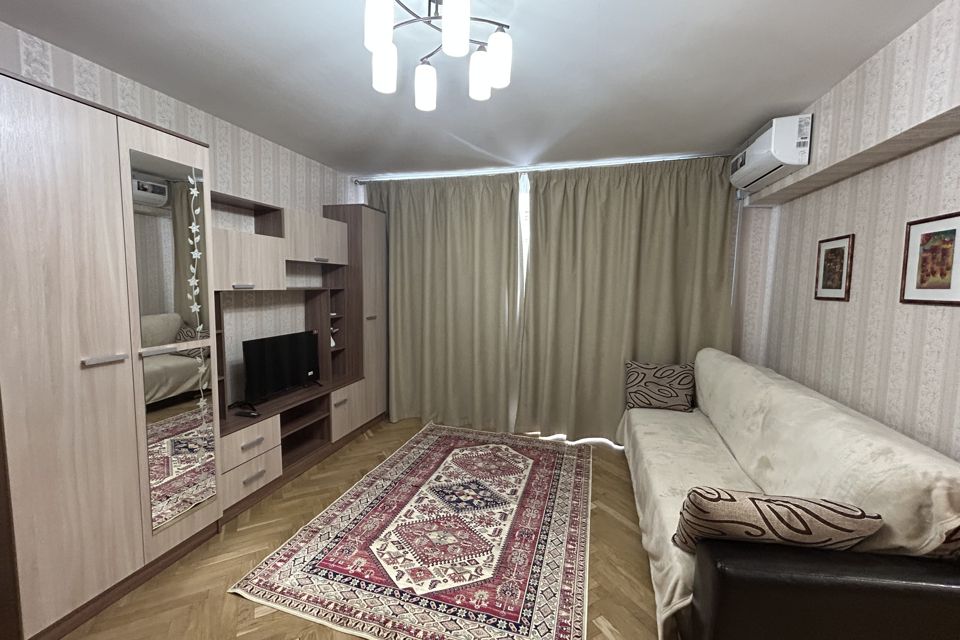 Сдаётся 1-комнатная квартира, 41 м²