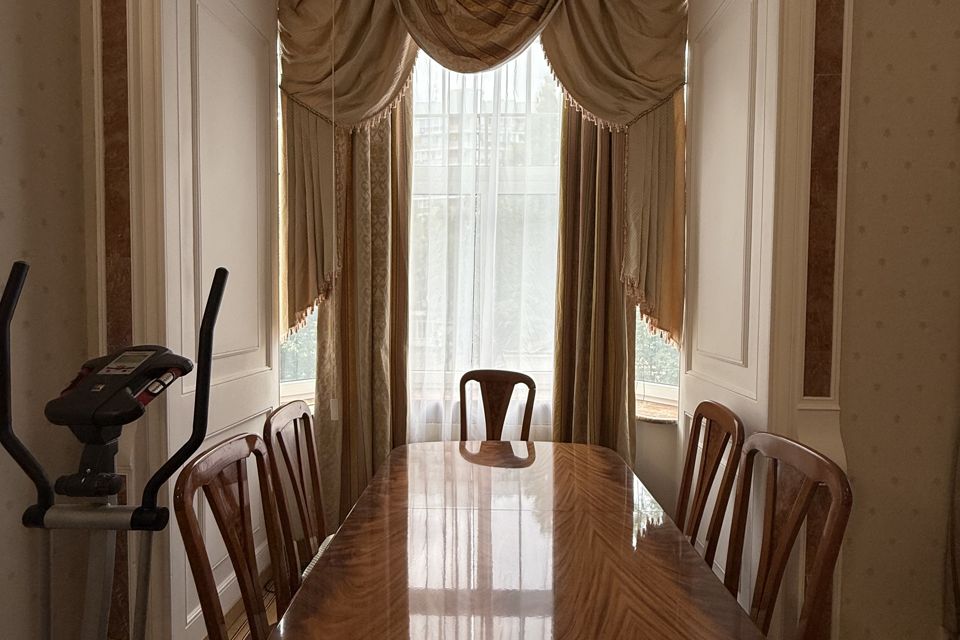 Сдаётся 4-комнатная квартира, 104 м²