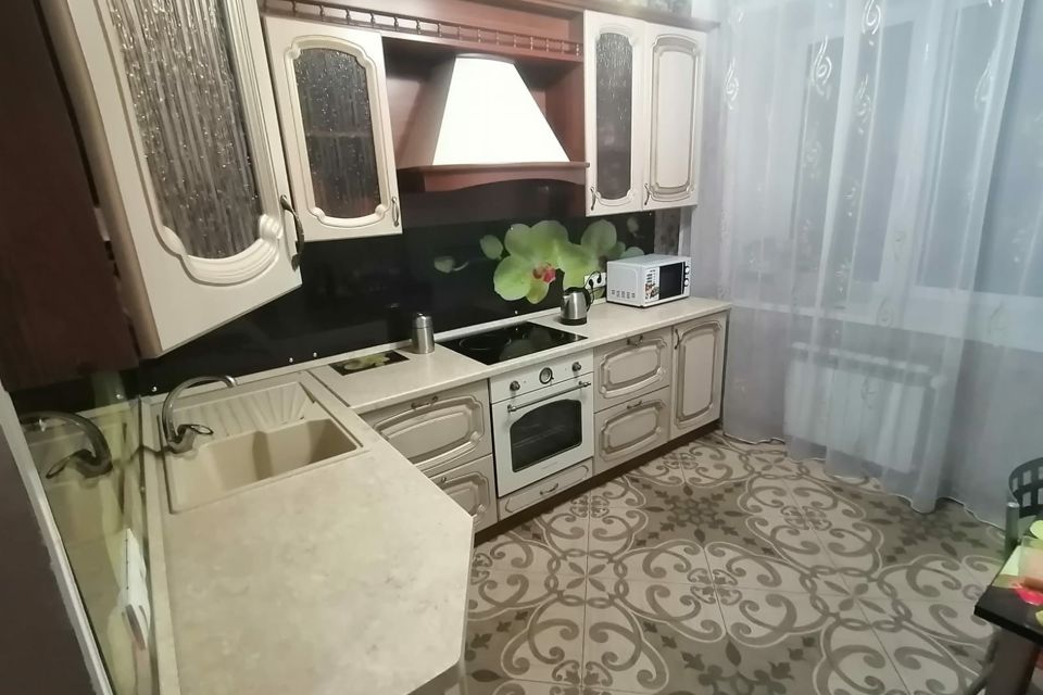 Сдаётся 1-комнатная квартира, 38 м²