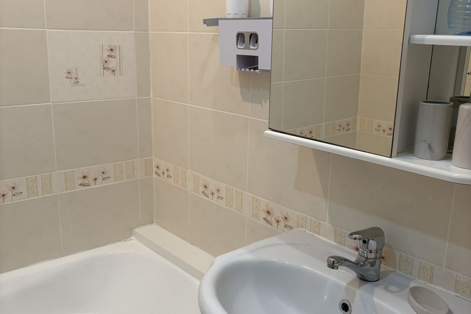 Сдаётся 2-комнатная квартира, 49.7 м²
