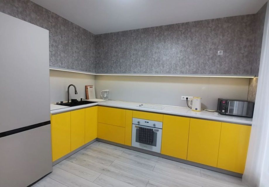 Сдаётся 1-комнатная квартира, 67.3 м²