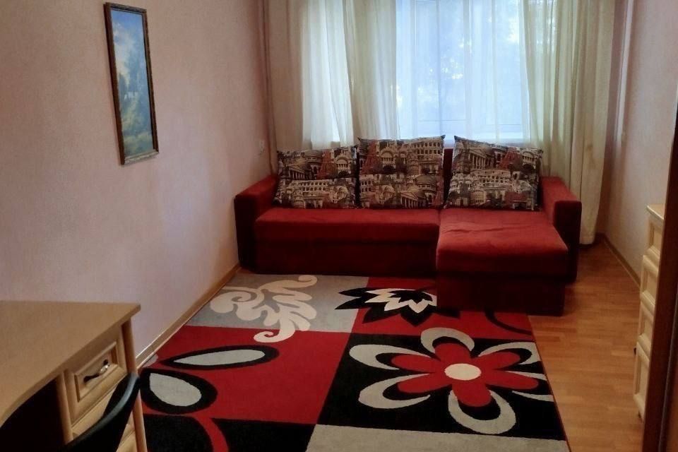 Сдаётся 2-комнатная квартира, 50 м²