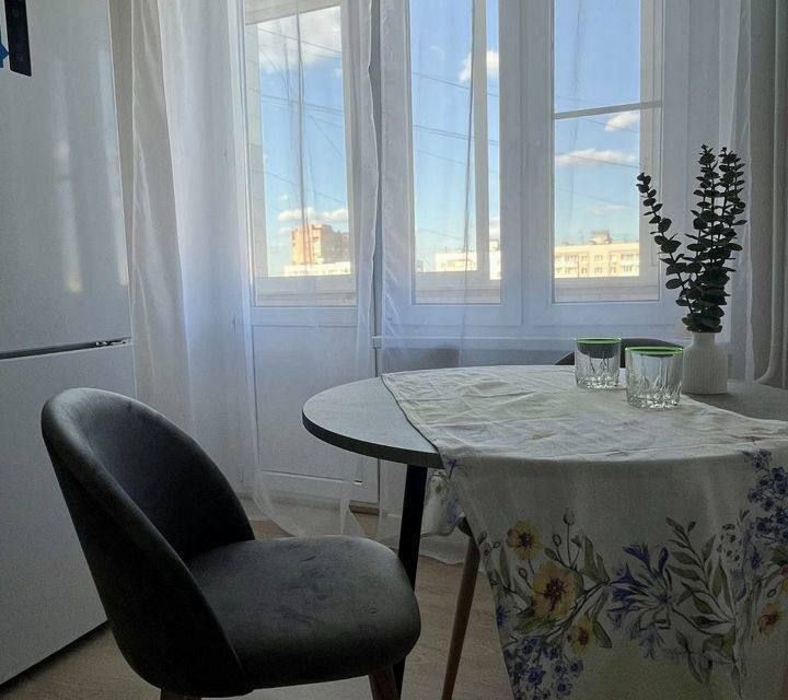 Сдаётся 2-комнатная квартира, 58 м²