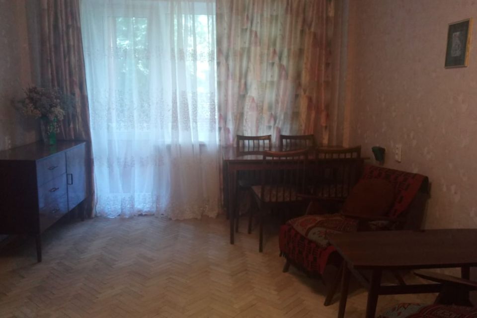 Сдаётся 2-комнатная квартира, 42 м²