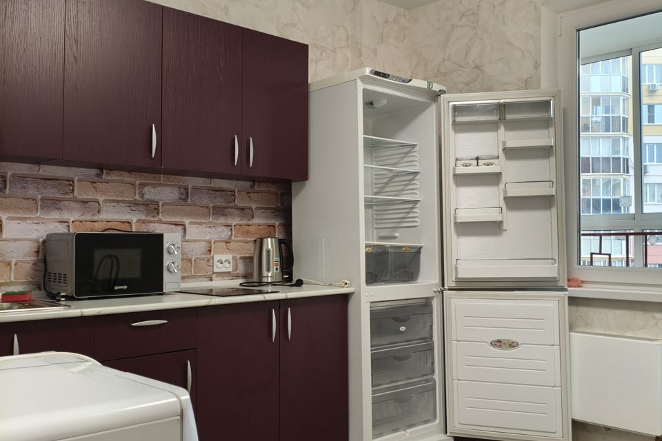 Сдаётся 1-комнатная квартира, 42 м²