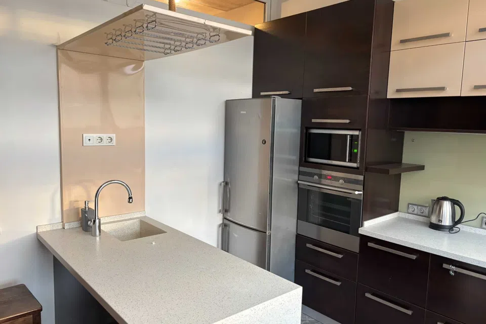 Сдаётся 2-комнатная квартира, 60 м²