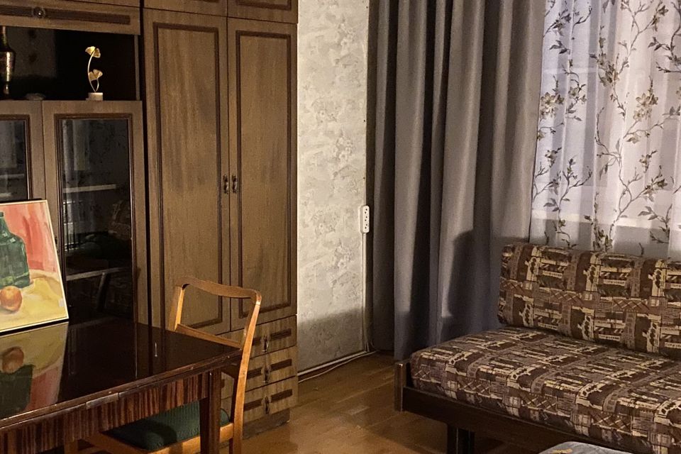Сдаётся 1-комнатная квартира, 42 м²