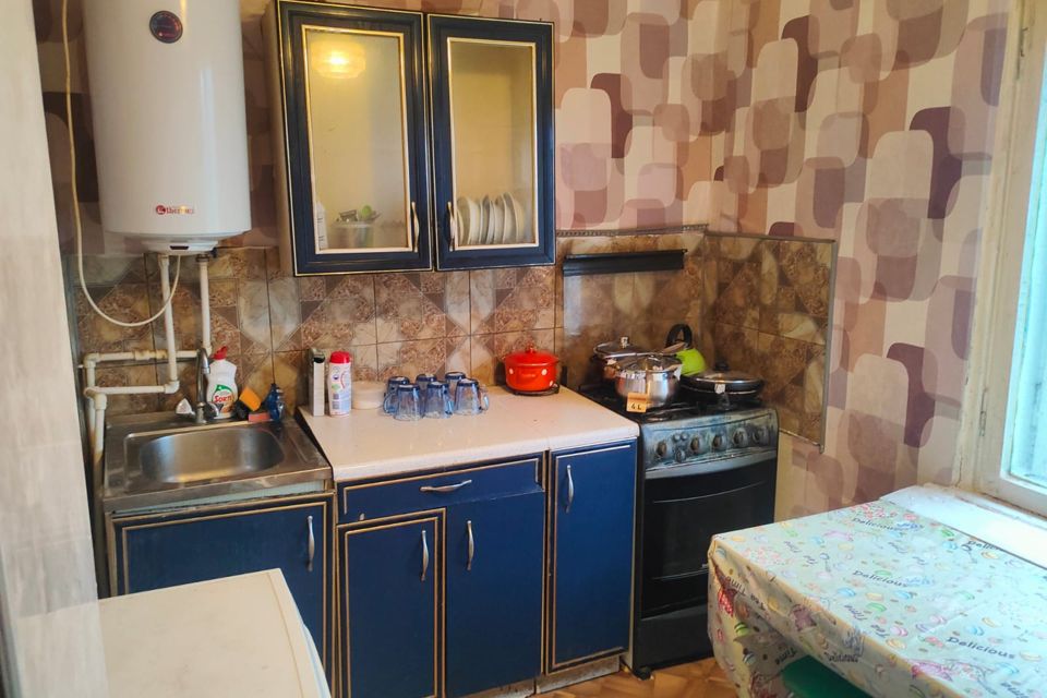 Сдаётся 3-комнатная квартира, 58 м²
