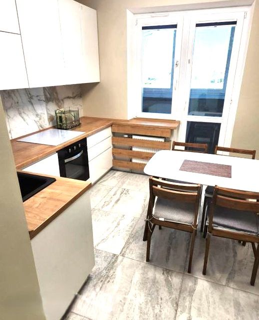 Сдаётся 1-комнатная квартира, 52 м²