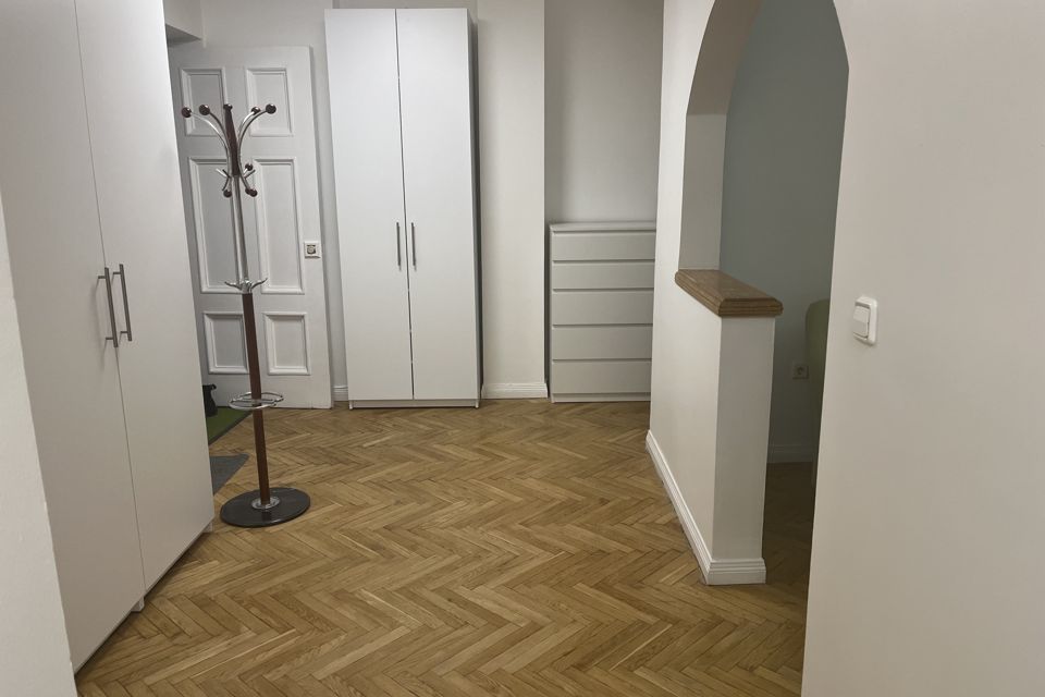 Сдаётся 2-комнатная квартира, 86.5 м²