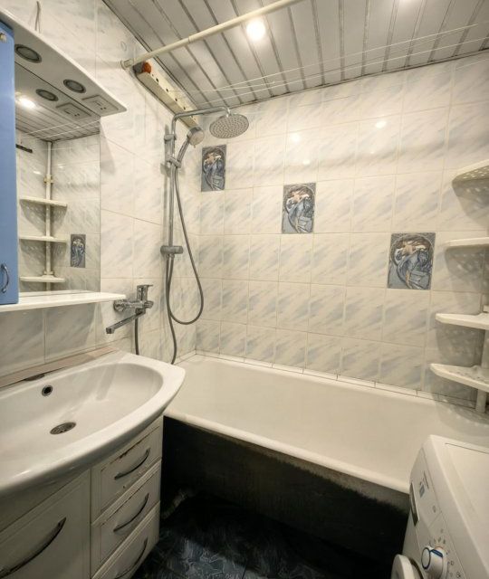 Сдаётся 2-комнатная квартира, 60 м²