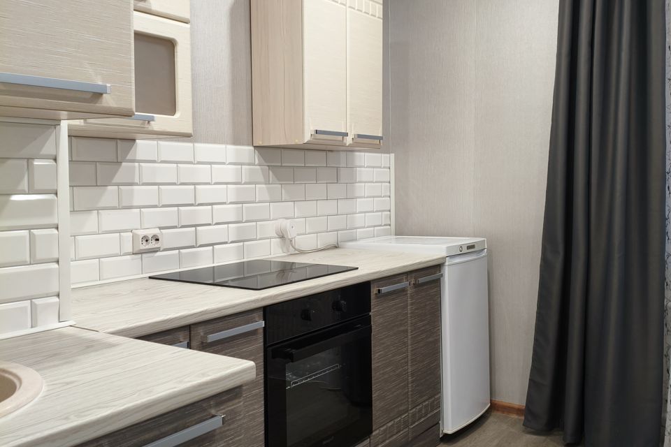 Сдаётся 1-комнатная квартира, 43 м²