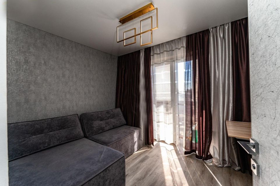 Сдаётся 1-комнатная квартира, 72 м²