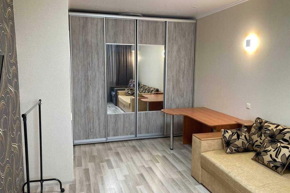 Сдаётся 1-комнатная квартира, 32 м²