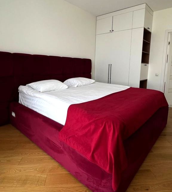 Сдаётся 2-комнатная квартира, 66.2 м²