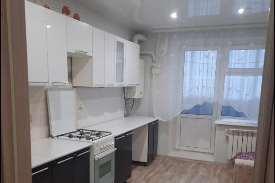 Сдаётся 1-комнатная квартира, 42 м²