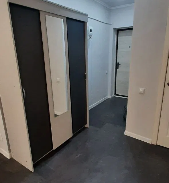 Сдаётся 2-комнатная квартира, 55 м²