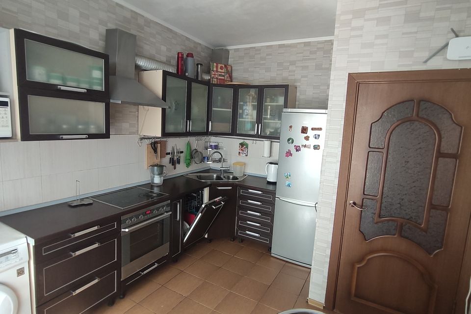 Сдаётся 3-комнатная квартира, 76.8 м²