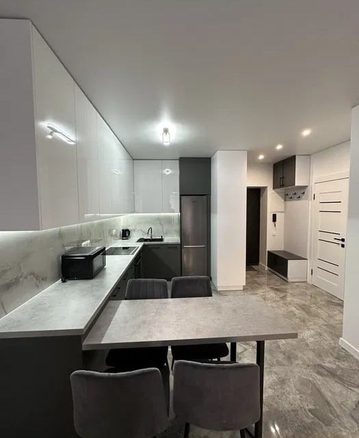 Сдаётся 1-комнатная квартира, 42 м²