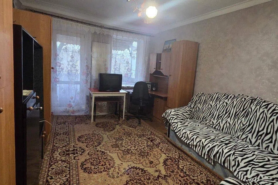 Сдаётся 3-комнатная квартира, 56 м²