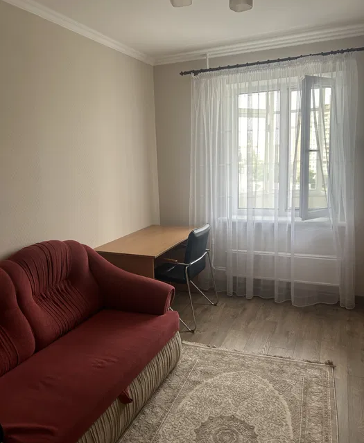 Сдаётся 2-комнатная квартира, 55 м²