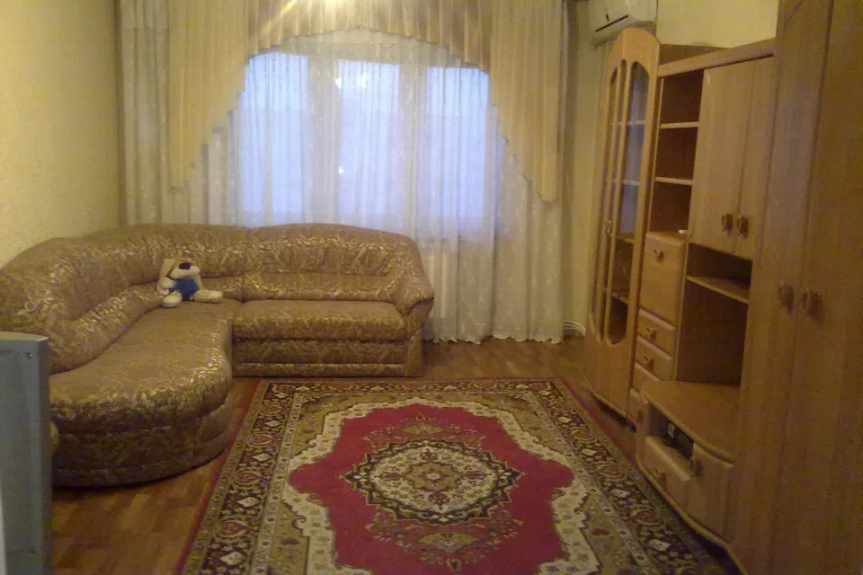 Сдаётся 3-комнатная квартира, 68 м²