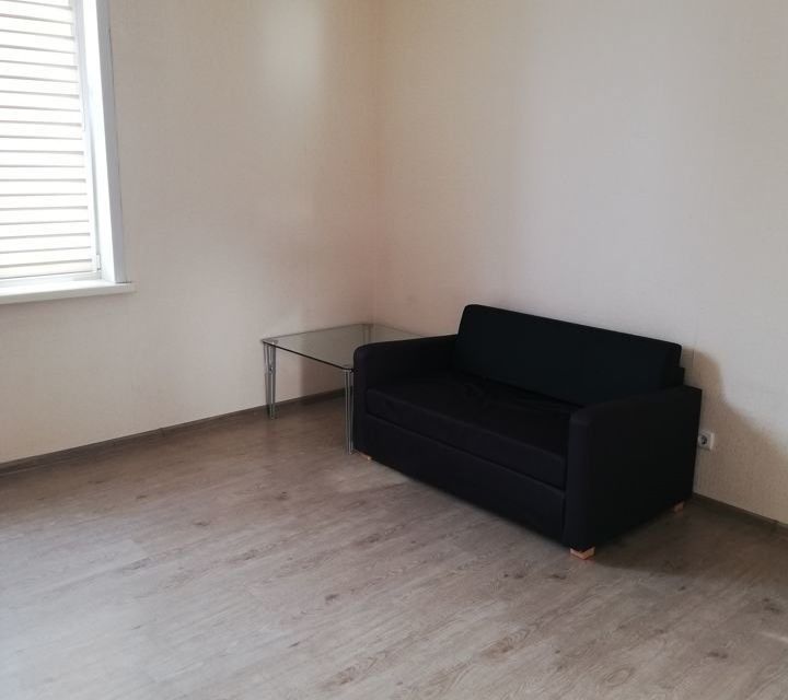 Сдаётся 1-комнатная квартира, 42 м²